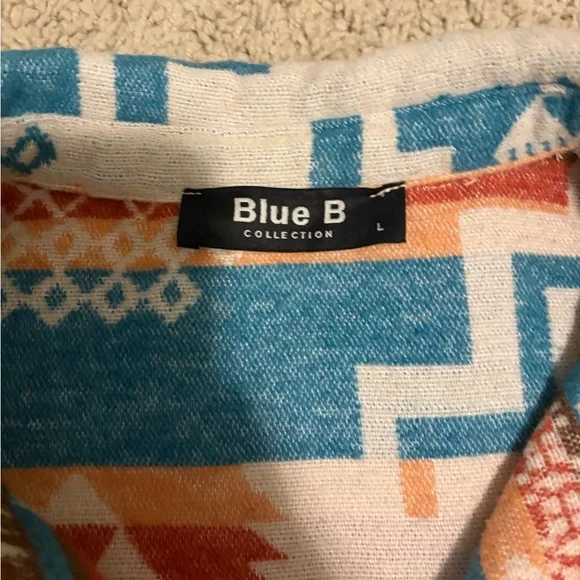 Western Aztec Shacket - Picture 3 of 3